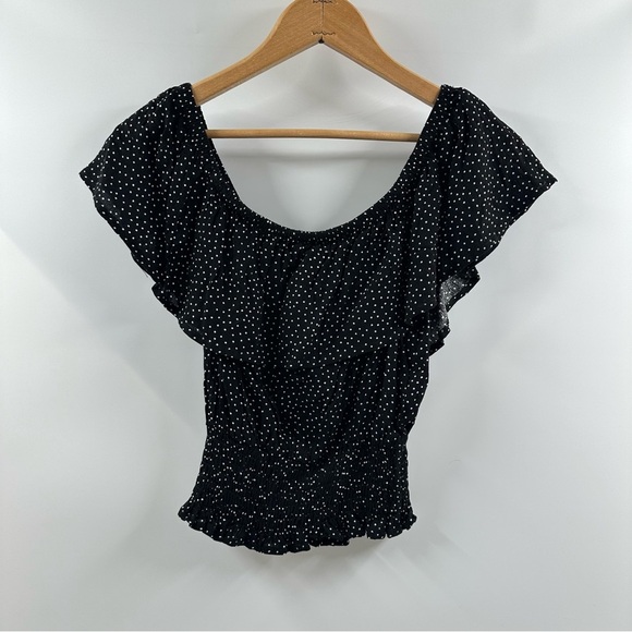 Forever 21 Black White Spotted Off The Shoulder Top - Picture 1 of 5